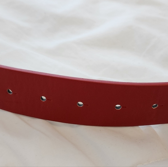 Guess Belt Size Small - Picture 2 of 10